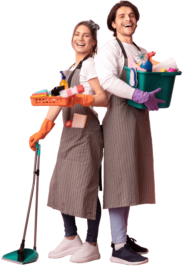 Equipo de limpieza uniformado listo para el servicio